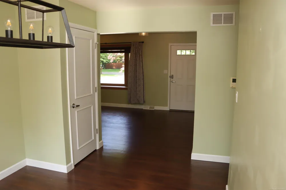 8549 Oakside Street Portage City, MI 49002
