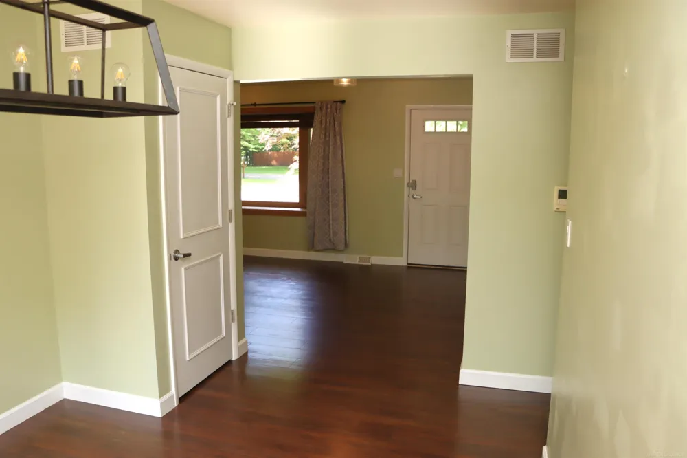 8549 Oakside Street Portage City, MI 49002