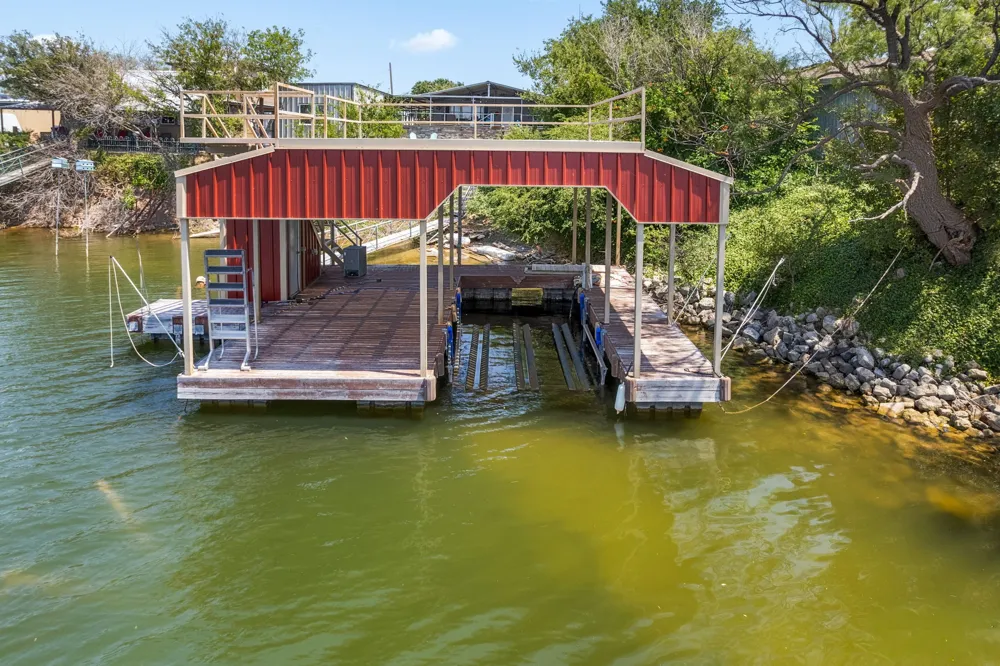 157 Willingham Loop Seymour, TX 76380