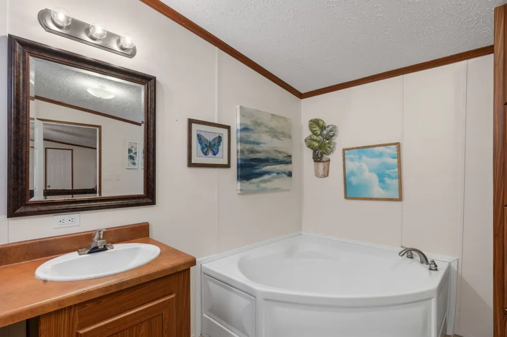 157 Willingham Loop Seymour, TX 76380