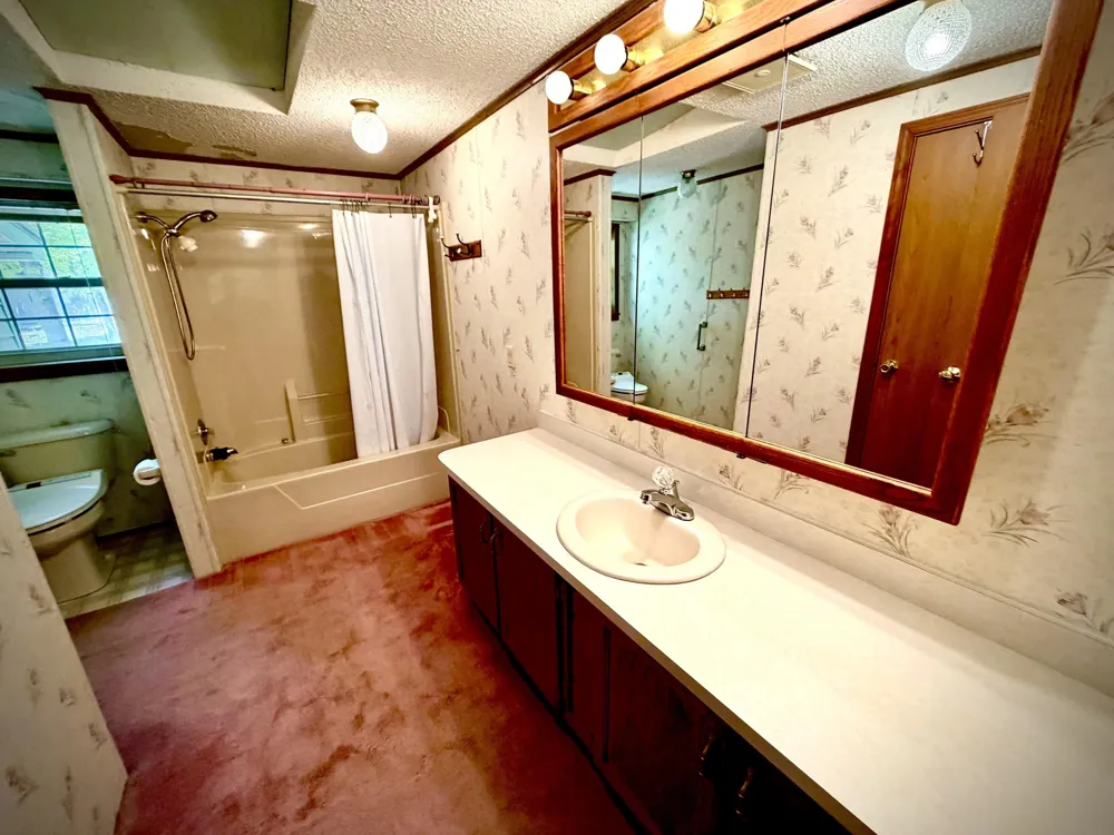 8614 Pete's Landing Banks Township, MI 49729