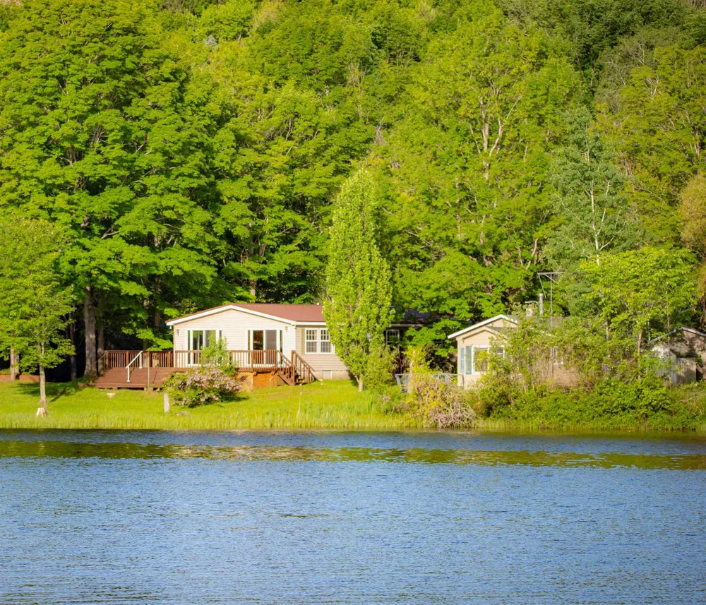 8614 Pete's Landing Banks Township, MI 49729
