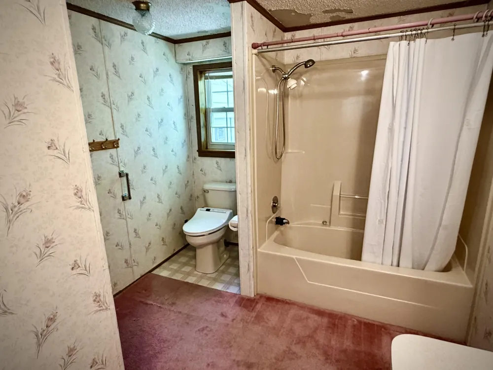 8614 Pete's Landing Banks Township, MI 49729