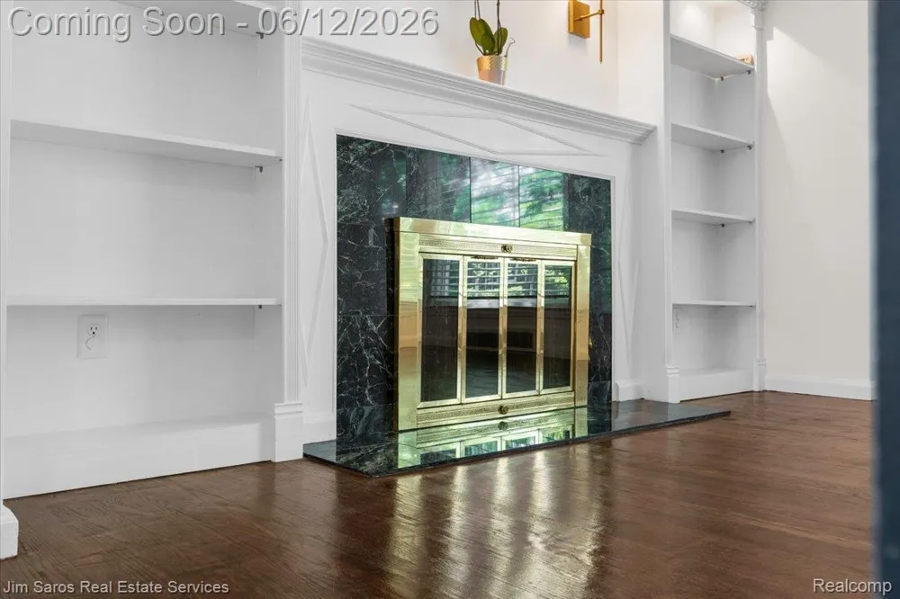 451 Moran Road Grosse Pointe Farms City, MI 48236