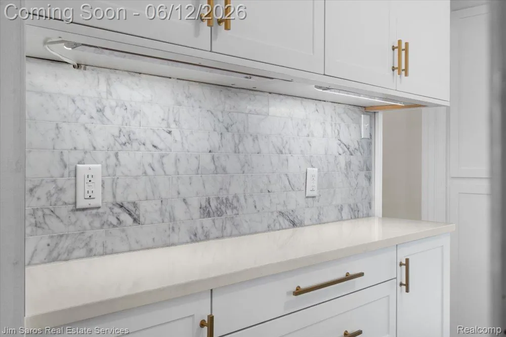 451 Moran Road Grosse Pointe Farms City, MI 48236