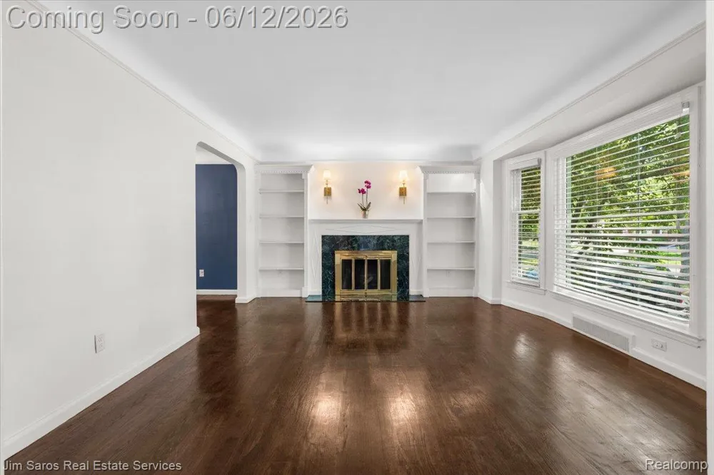 451 Moran Road Grosse Pointe Farms City, MI 48236