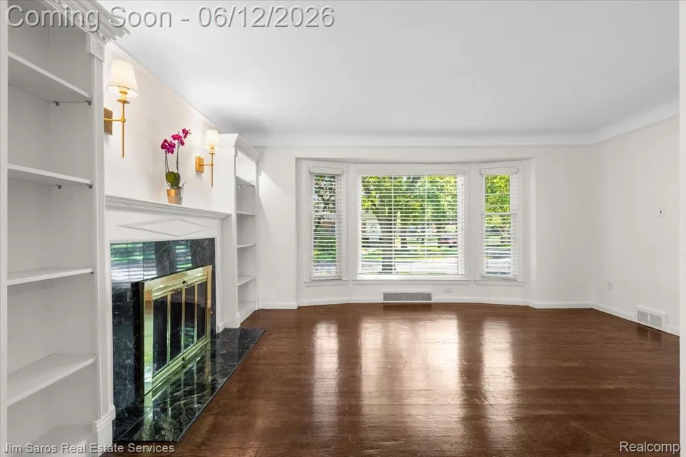 451 Moran Road Grosse Pointe Farms City, MI 48236