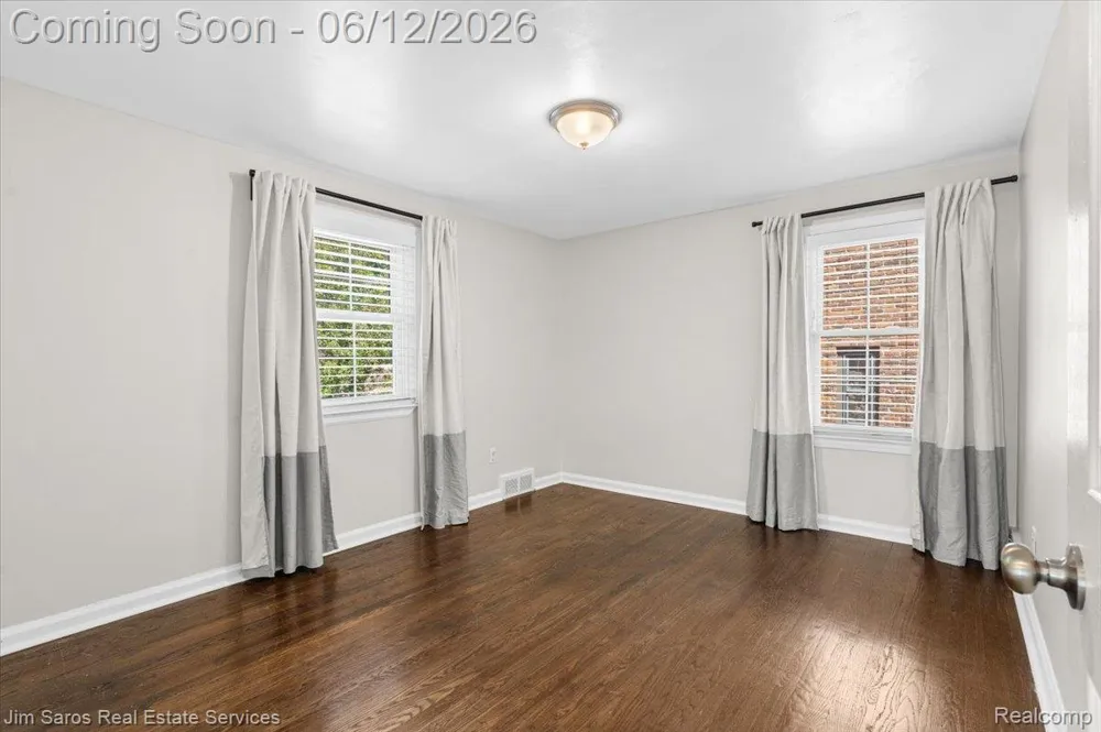451 Moran Road Grosse Pointe Farms City, MI 48236