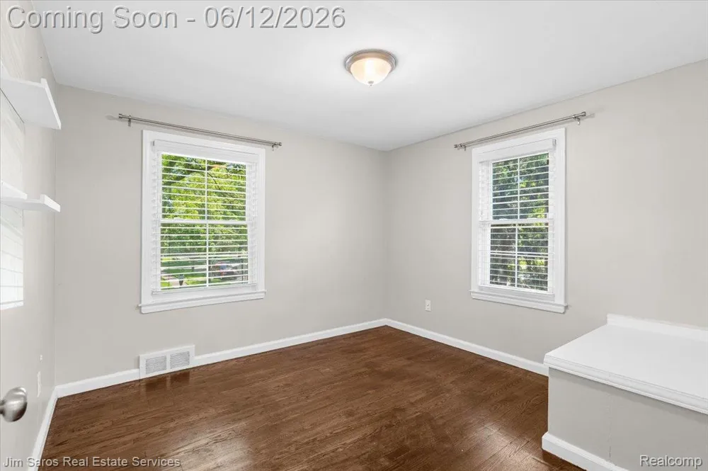 451 Moran Road Grosse Pointe Farms City, MI 48236