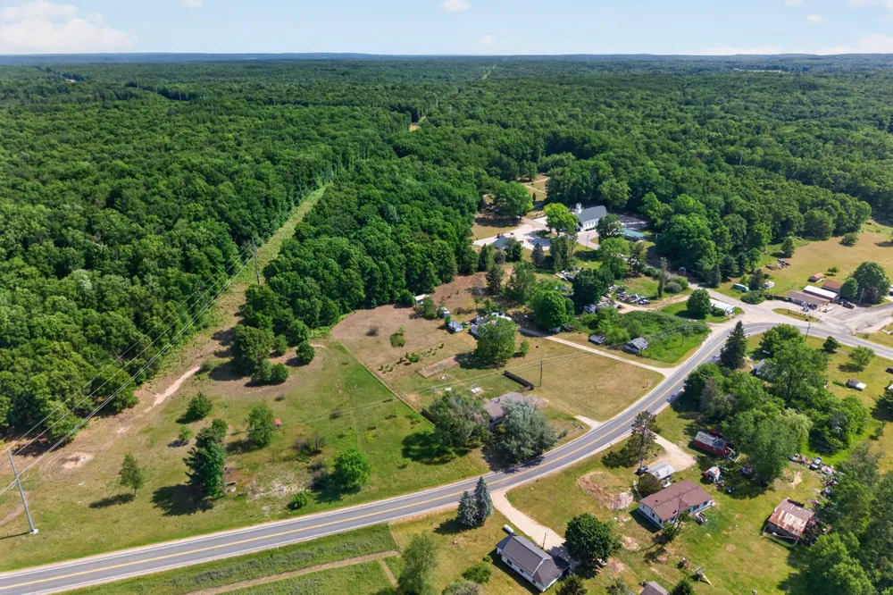 4717 E Fillmore Road Monroe Township, MI 49349