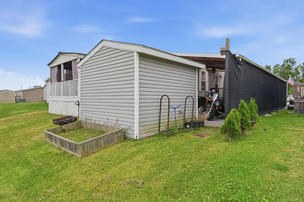 58520 Brookside Drive Lenox Township, MI 48048