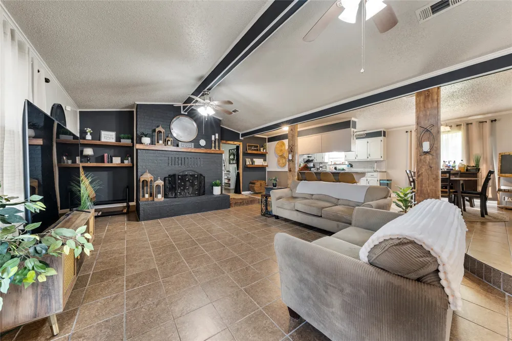 104 Melissa Street Eddy, TX 76524