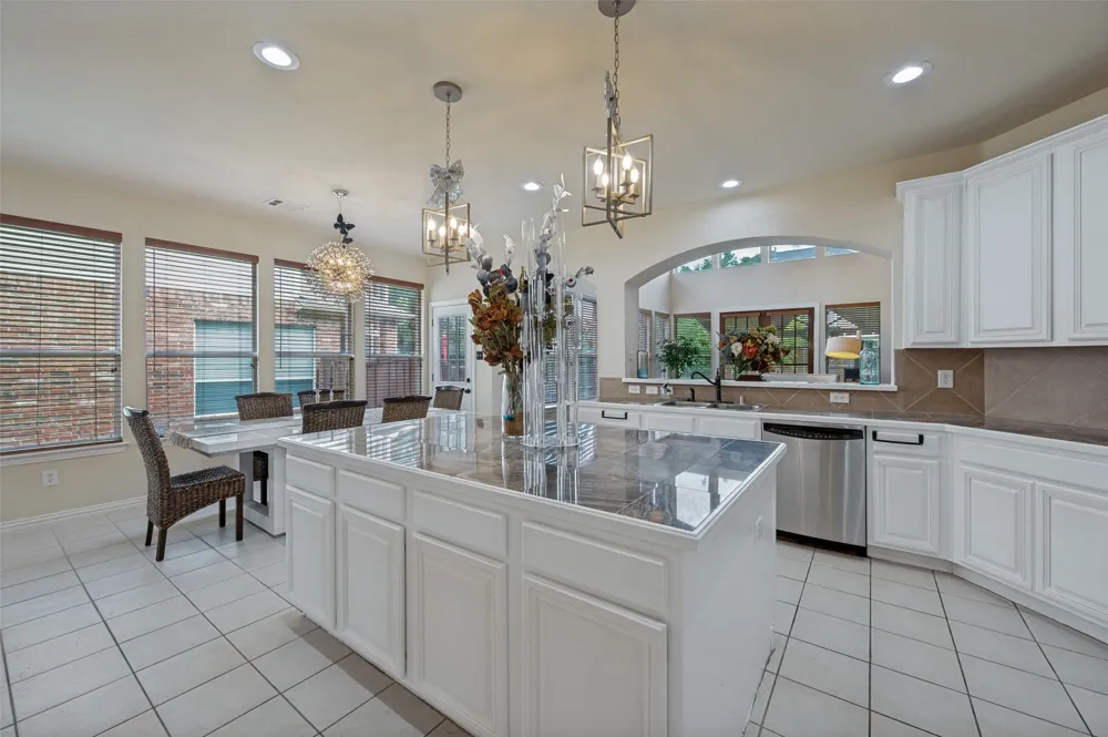 9617 Peach Tree Lane Rowlett, TX 75089
