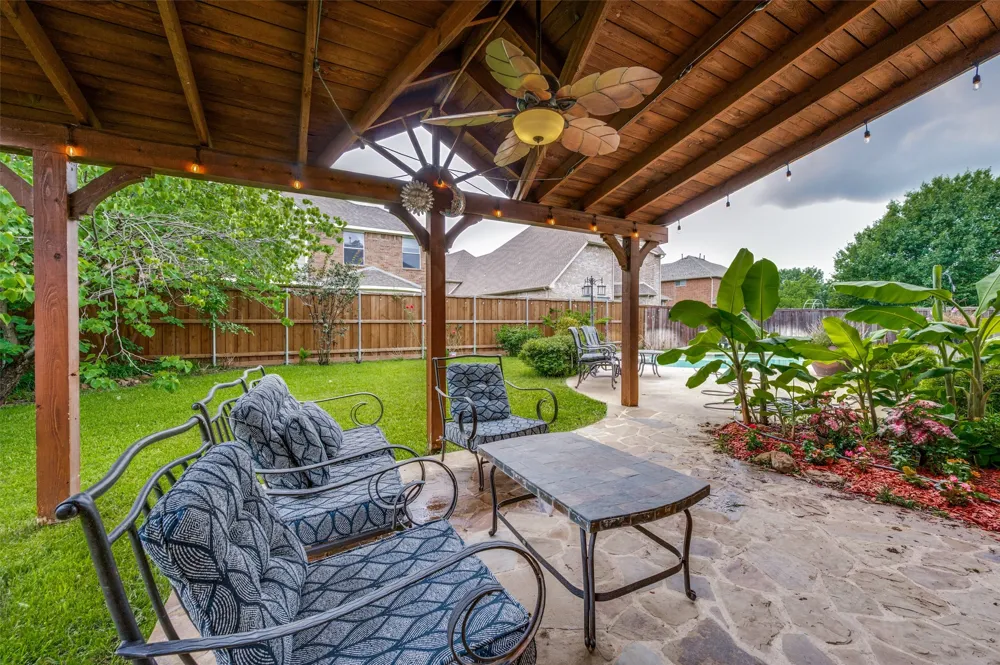 9617 Peach Tree Lane Rowlett, TX 75089