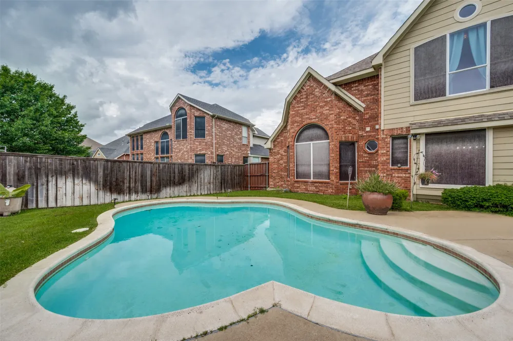 9617 Peach Tree Lane Rowlett, TX 75089