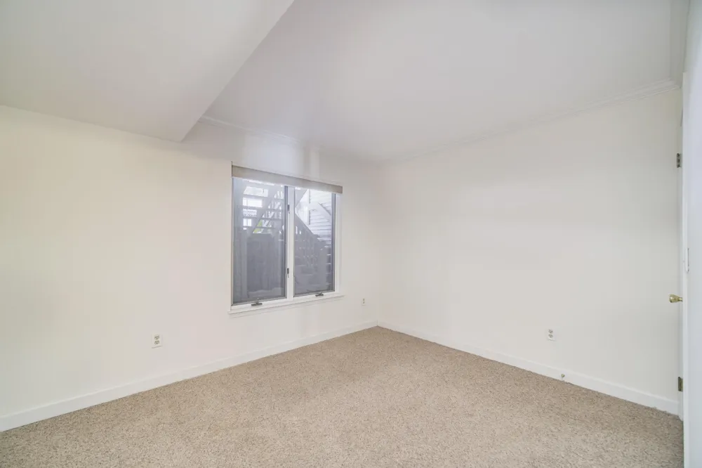 317 5th Avenue #Unit 4 Manistee City, MI 49660