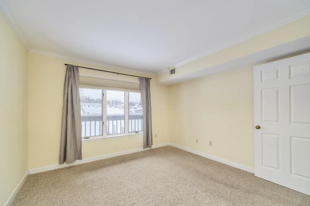 317 5th Avenue #Unit 4 Manistee City, MI 49660