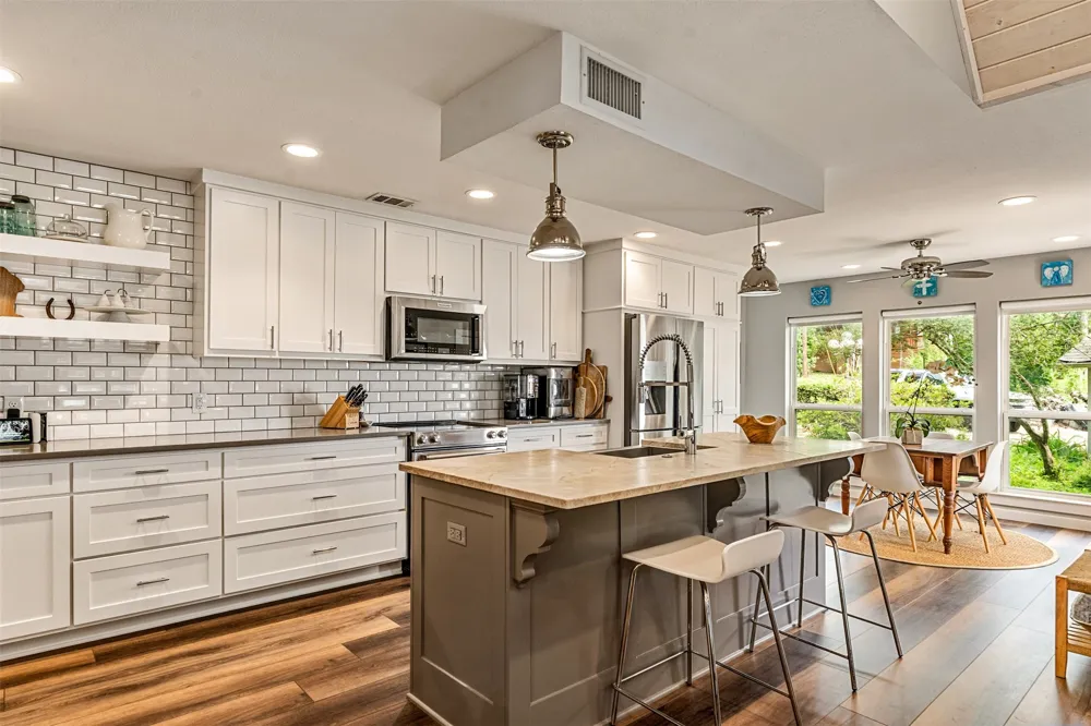 6949 Terry Trace Eustace, TX 75124