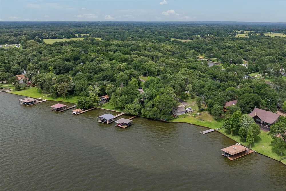 6949 Terry Trace Eustace, TX 75124