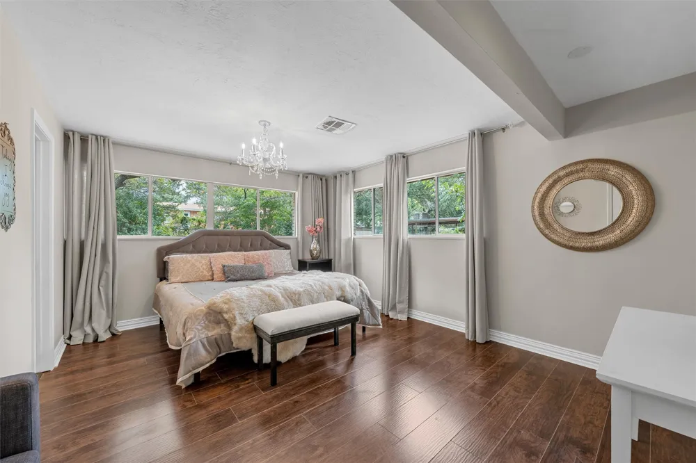 357 Sharron Drive Woodway, TX 76712