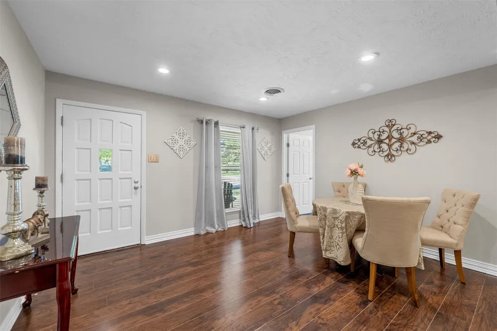 357 Sharron Drive Woodway, TX 76712