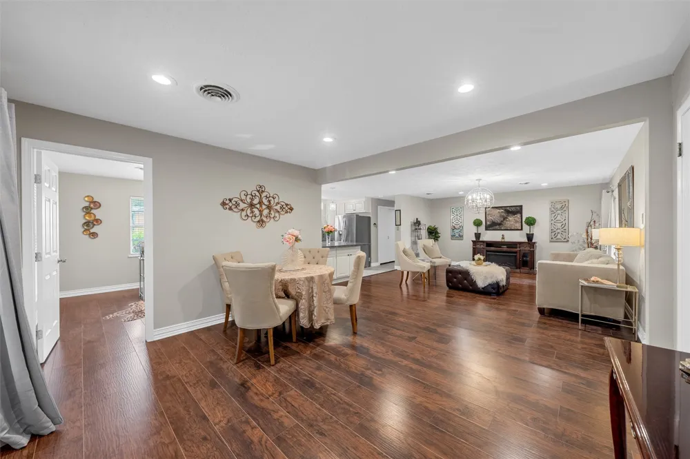 357 Sharron Drive Woodway, TX 76712