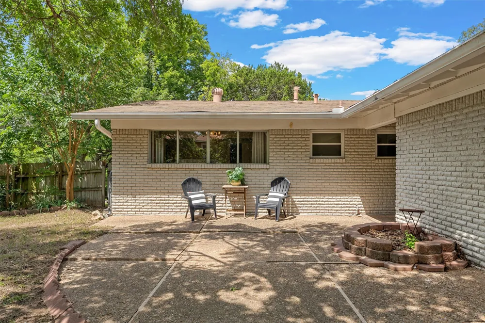 357 Sharron Drive Woodway, TX 76712
