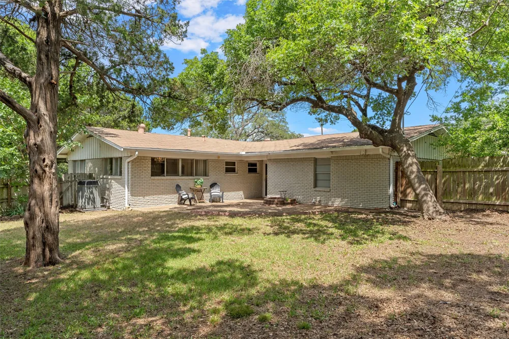 357 Sharron Drive Woodway, TX 76712