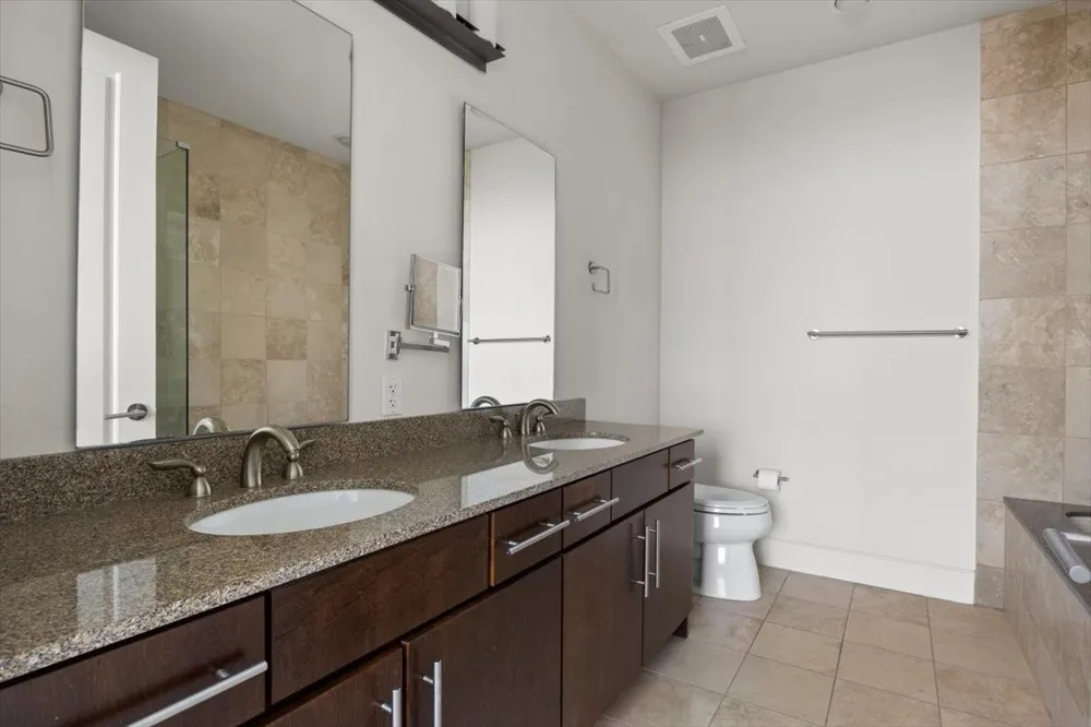 3100 W 7th Street #719 Fort Worth, TX 76107