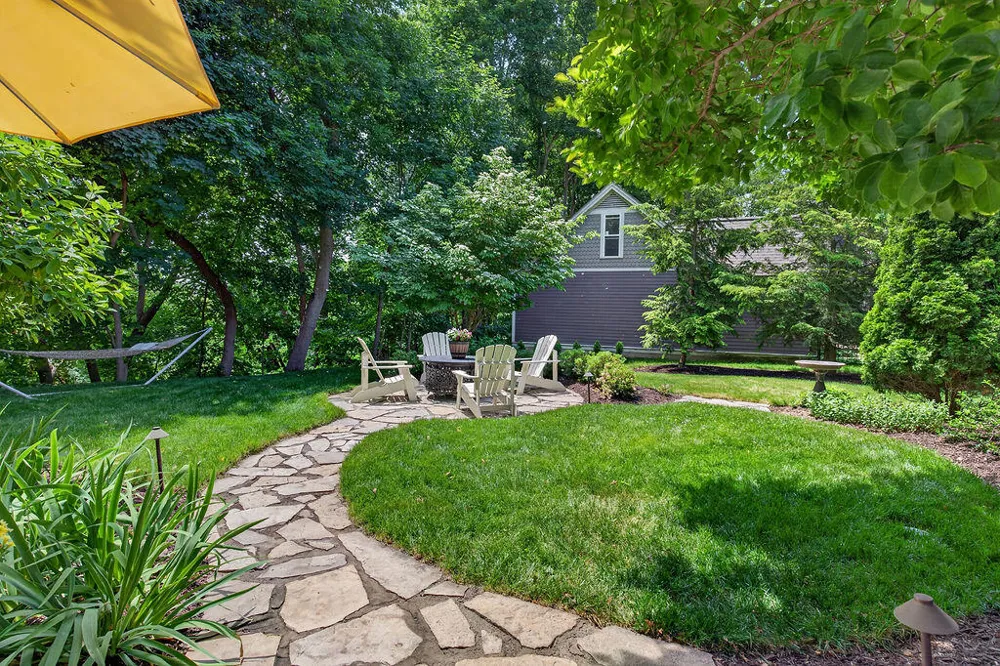 464 Butler Street Northville City, MI 48167