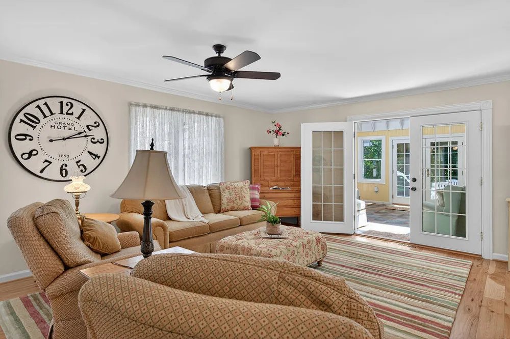 464 Butler Street Northville City, MI 48167