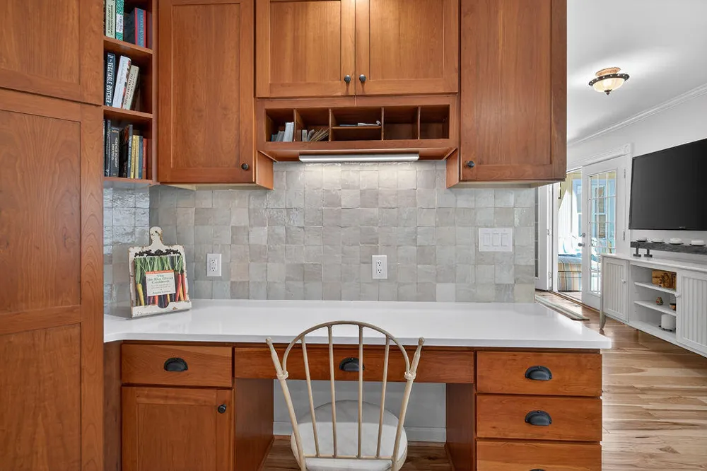 464 Butler Street Northville City, MI 48167