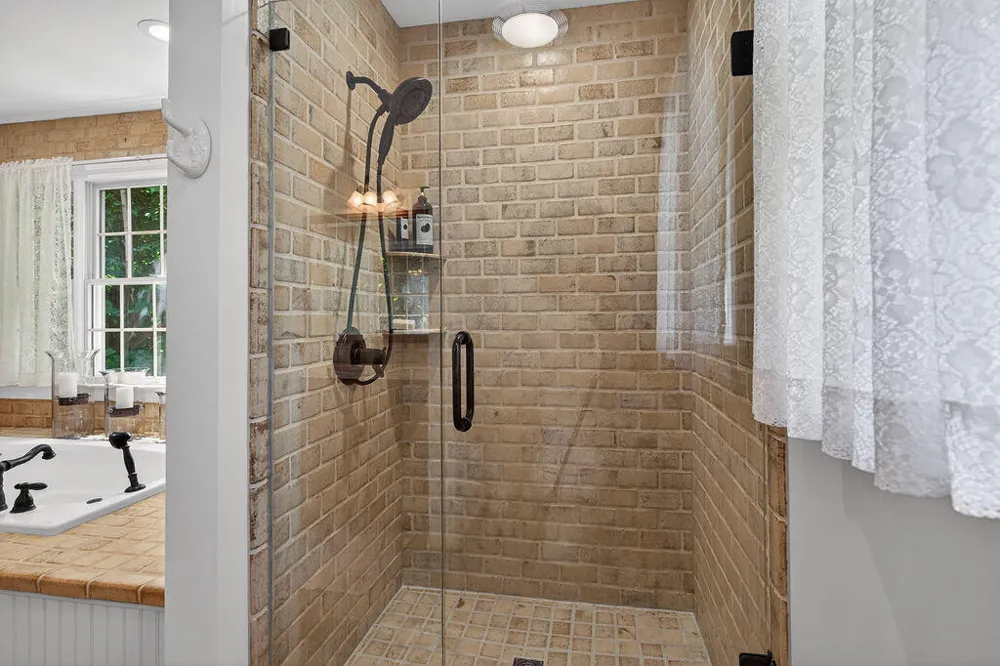 464 Butler Street Northville City, MI 48167