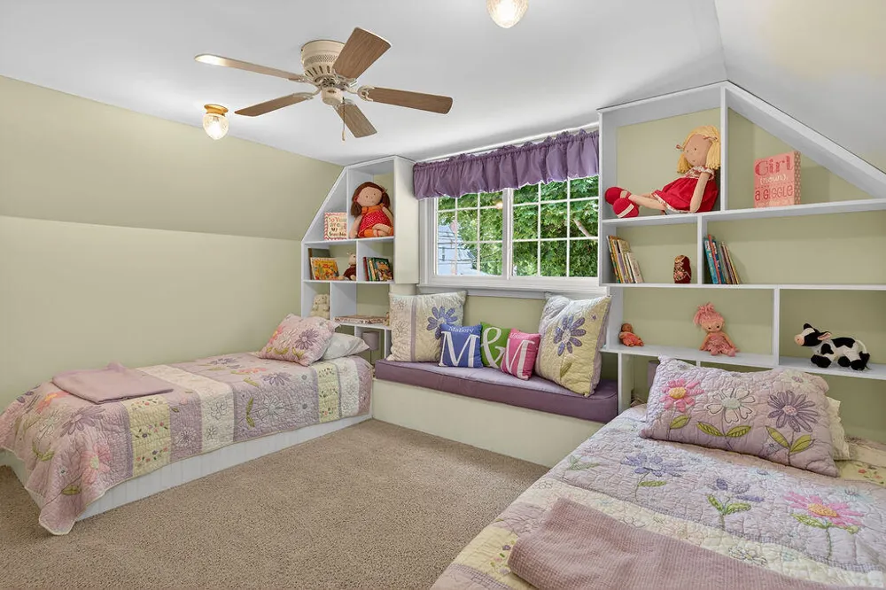 464 Butler Street Northville City, MI 48167