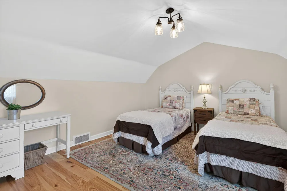 464 Butler Street Northville City, MI 48167