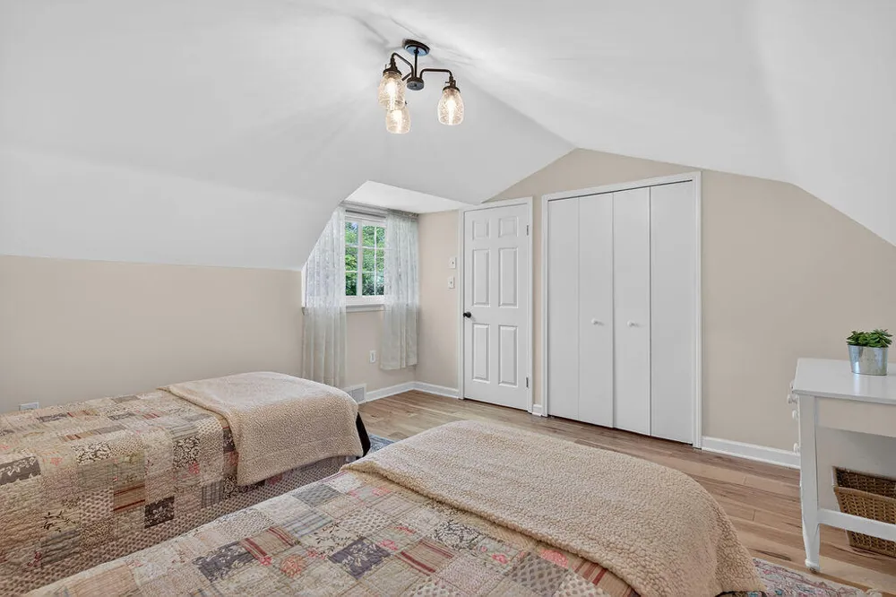 464 Butler Street Northville City, MI 48167