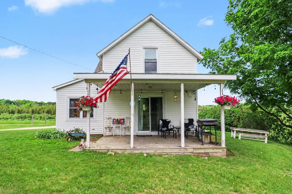 17274 Wilson Road Colfax Township, MI 49307