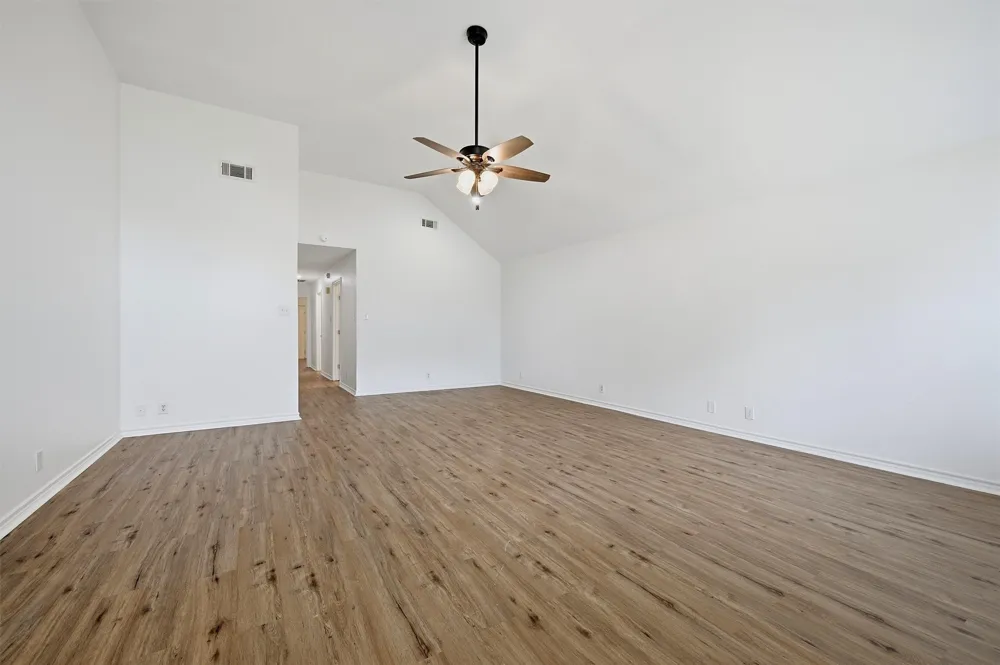 906 W Houston Street Sherman, TX 75092