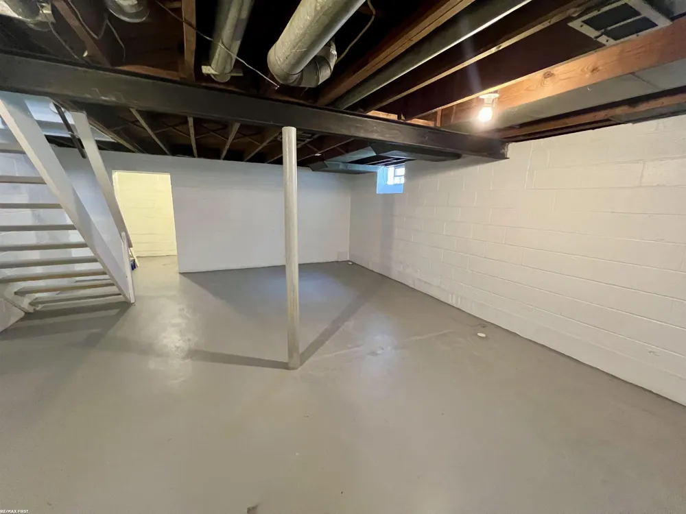 20351 8 Mile Road St Clair Shores City, MI 48080