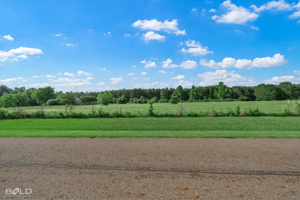 Twin Lakes Road Mansfield, LA 71052