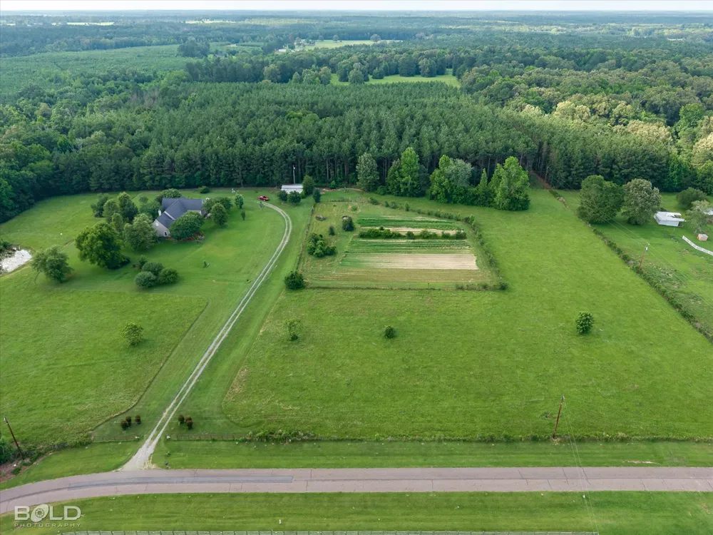 Twin Lakes Road Mansfield, LA 71052