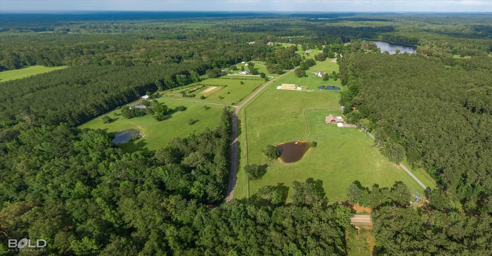 Twin Lakes Road Mansfield, LA 71052