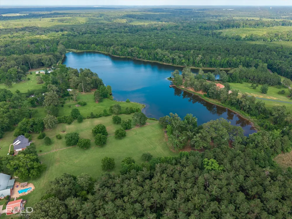 Twin Lakes Road Mansfield, LA 71052