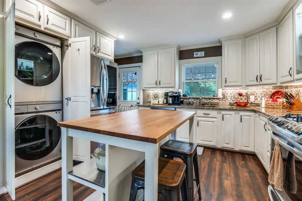 2601 Murphy Drive Bedford, TX 76021