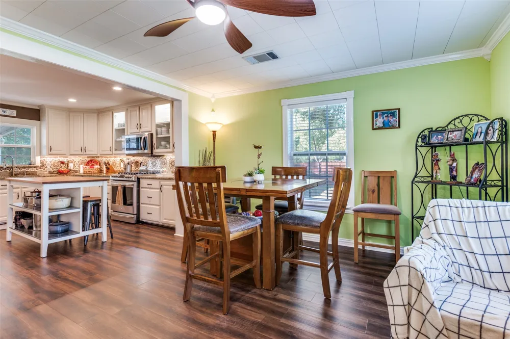 2601 Murphy Drive Bedford, TX 76021