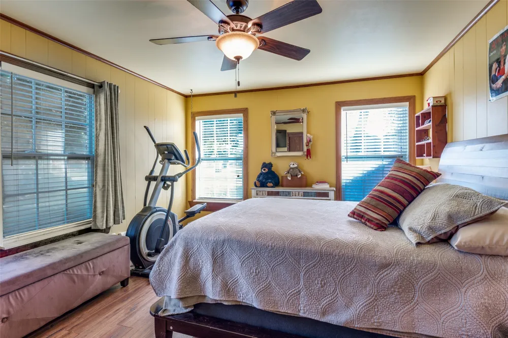 2601 Murphy Drive Bedford, TX 76021
