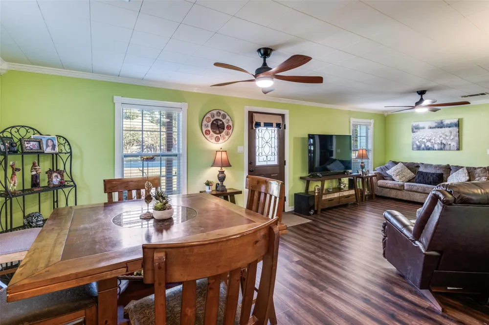 2601 Murphy Drive Bedford, TX 76021
