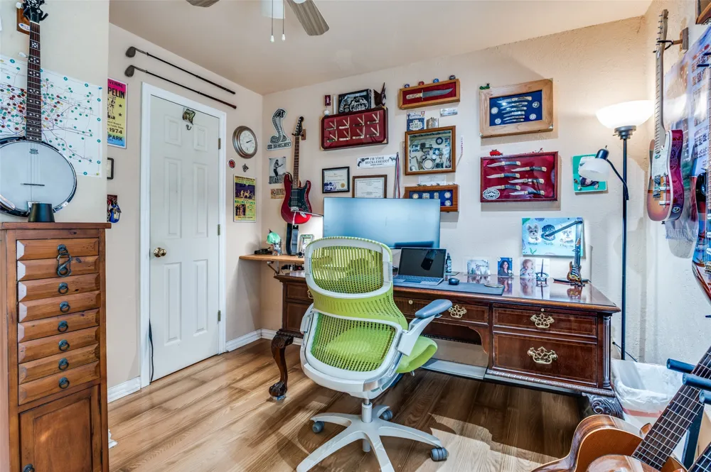 2601 Murphy Drive Bedford, TX 76021