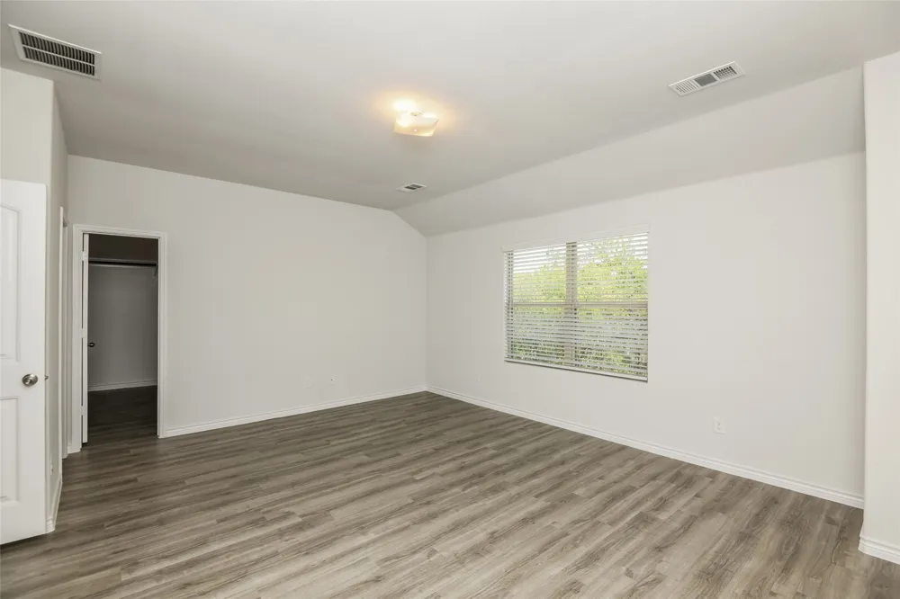 1203 Mallard Cove Ennis, TX 75119