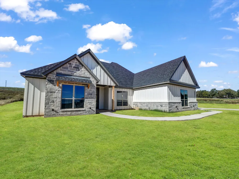 3025 Westfork Way Springtown, TX 76082